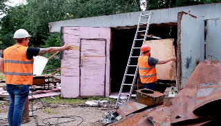 Демонтаж гаражей в Пыть-яхе, цена от 1777 руб. – услуги под ключ от 2Землекопа-Пть